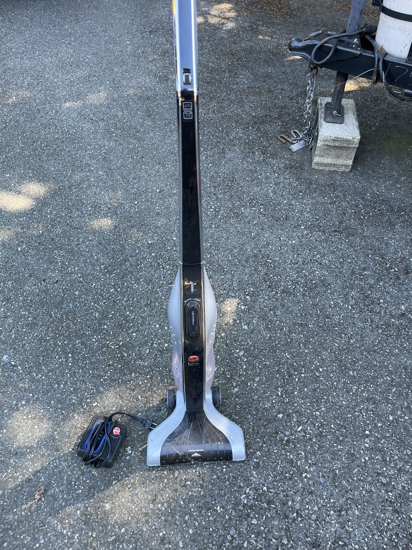 Hoover Lind Cordless Vacuum