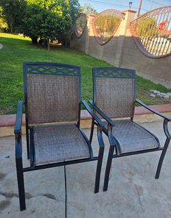 Set Of 2 chairs