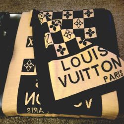 Louis Vitton Cashmere Scarf