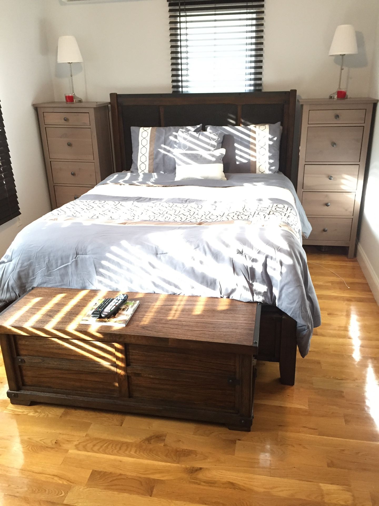 Queen bedroom furniture