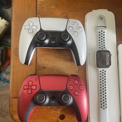 Apple Watch Series 7 & Ps5 Controllers