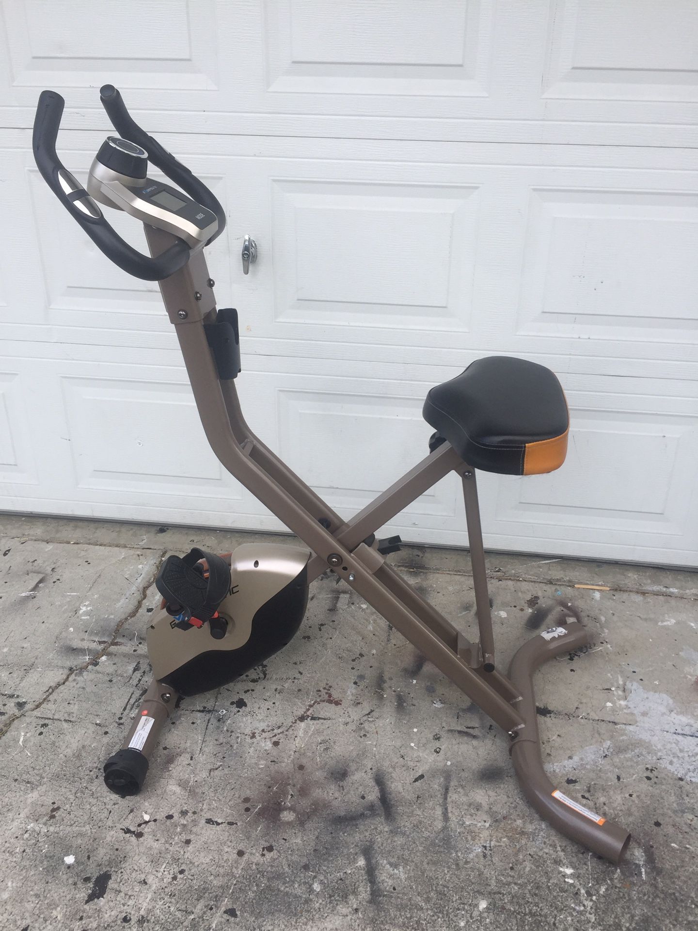 Beautiful exercise bike ( excellent