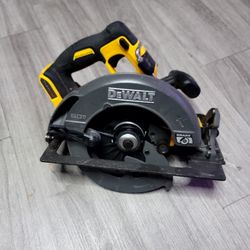Dewalt  Cordless Circular Saw Flexvolt  7 1/4 Only Tool
