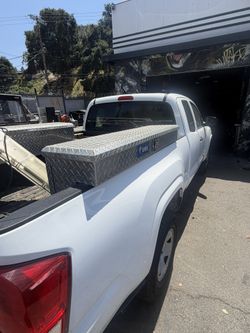 UWS Bright Aluminum 48" Truck Side Tool Box Model TBSM-48