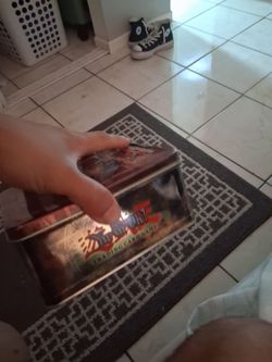 Yugioh tin