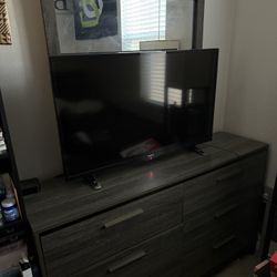 Bedroom Set *Moving Out* 