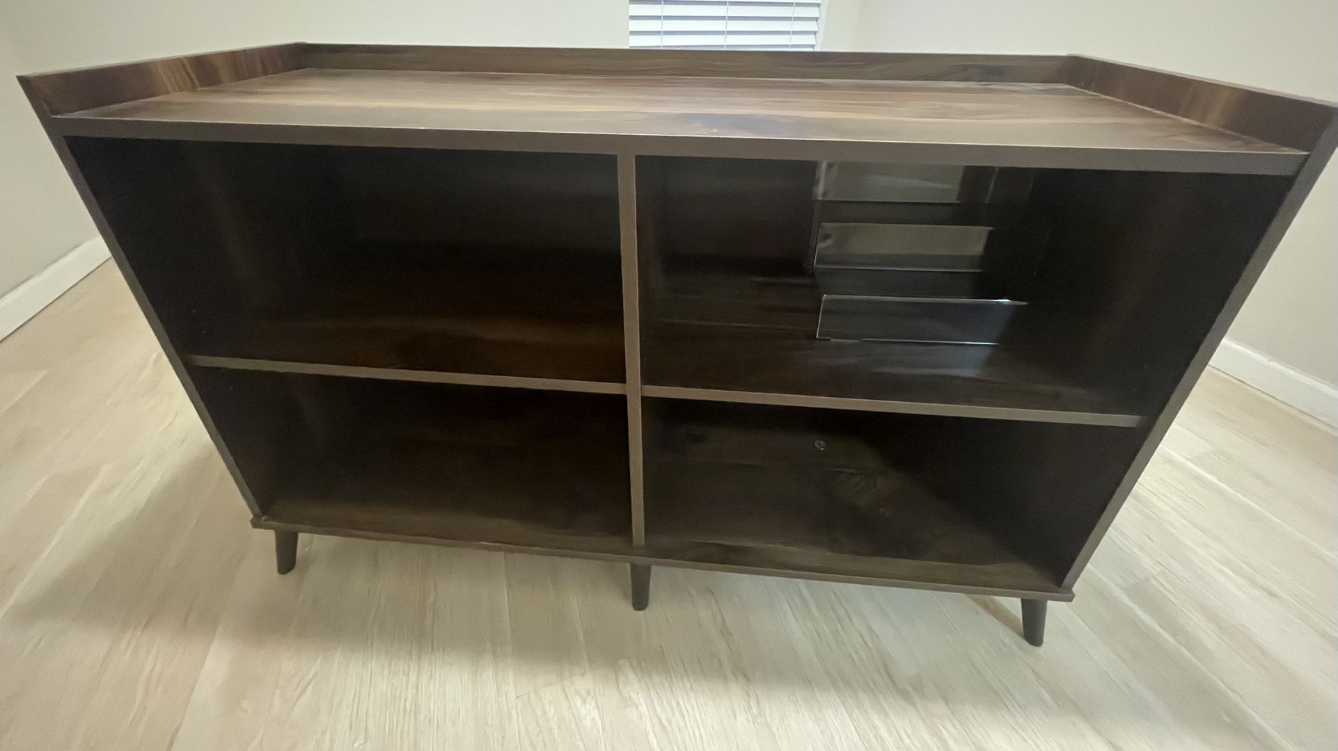 Display Shelf