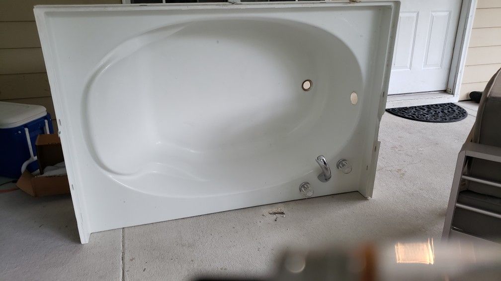 Garden tub