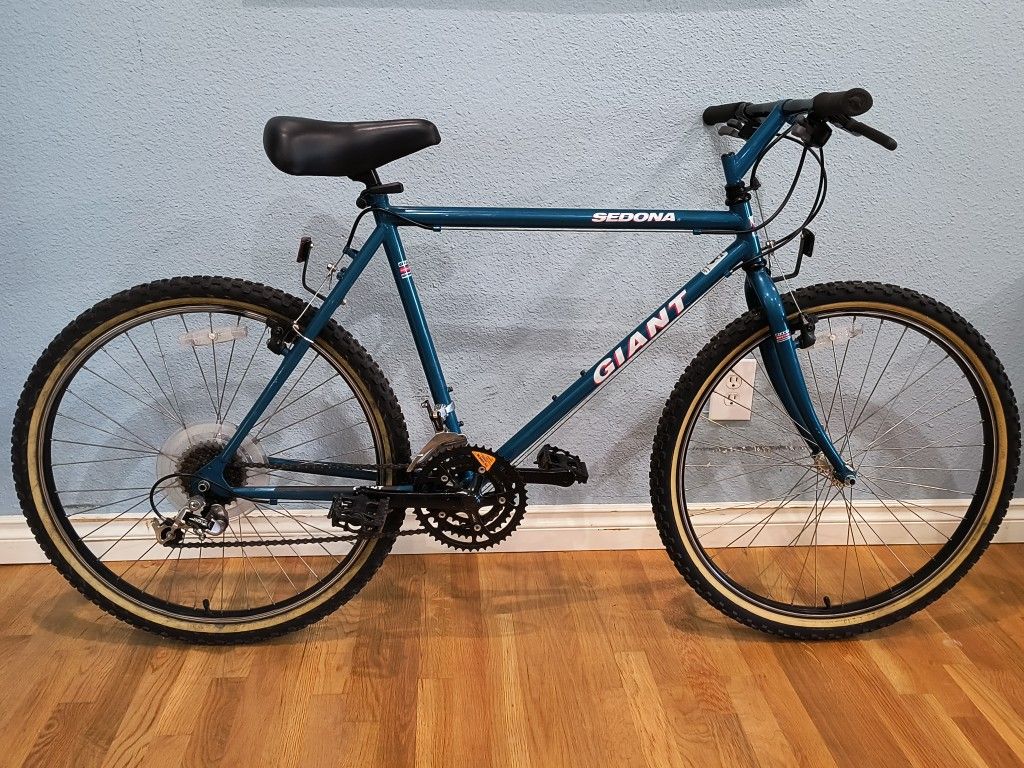 26" GT Sedona Medium Adult Mountain Bike with Chromoly Frame