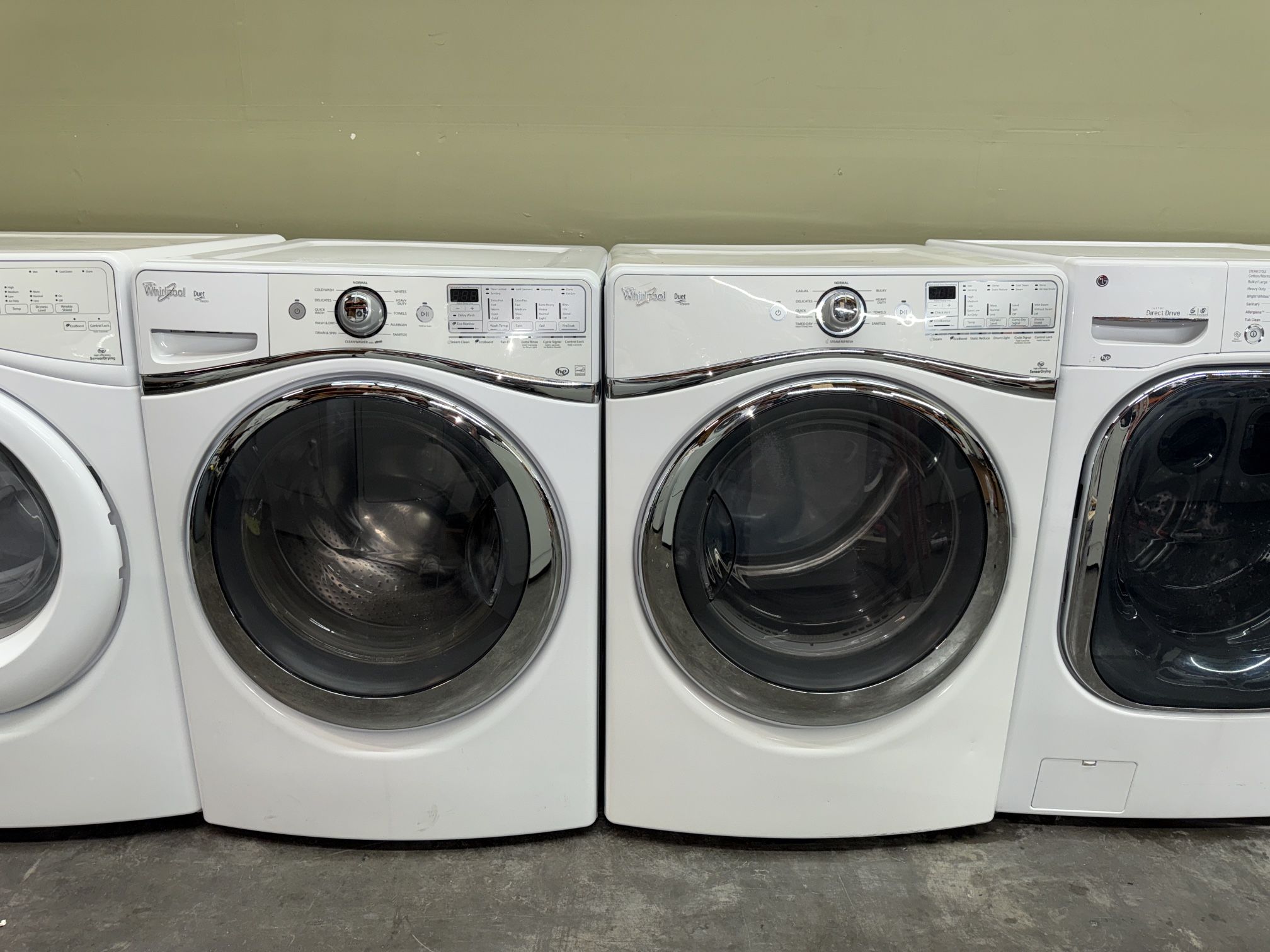 WHIRLPOOL XL CAPACITY ELECTRIC WASHER & DRYER