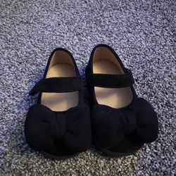 3.5 Bow Shoes