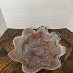 LARGE SCALLOPED RIM ART GLASS BOWL 12 Inch