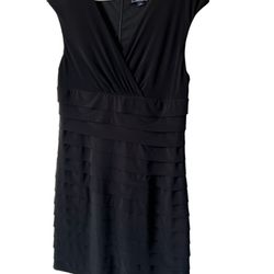 American Living Ralph Lauren Dress 12 Black Stretch Sleeveless V Neck  Comes from a pet and smoke free home.  Measurements are in the picturesThis stu