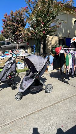 Garage sale Laguna West