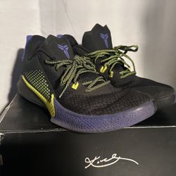Kobe Mamba Fury Men’s Basketball Shoe Size 10
