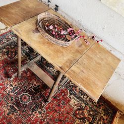  Antique cart table