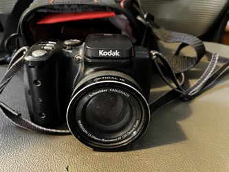 Kodak EasyShare Z1012 IS Digital camera