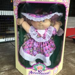 New In Unopened Box - 1992 Limited 10th Anniversary Edition Cabbage Patch Kids “Zora Mae”