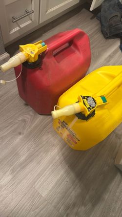 Red and Yellow Gas Cans with Spouts – Set of 2