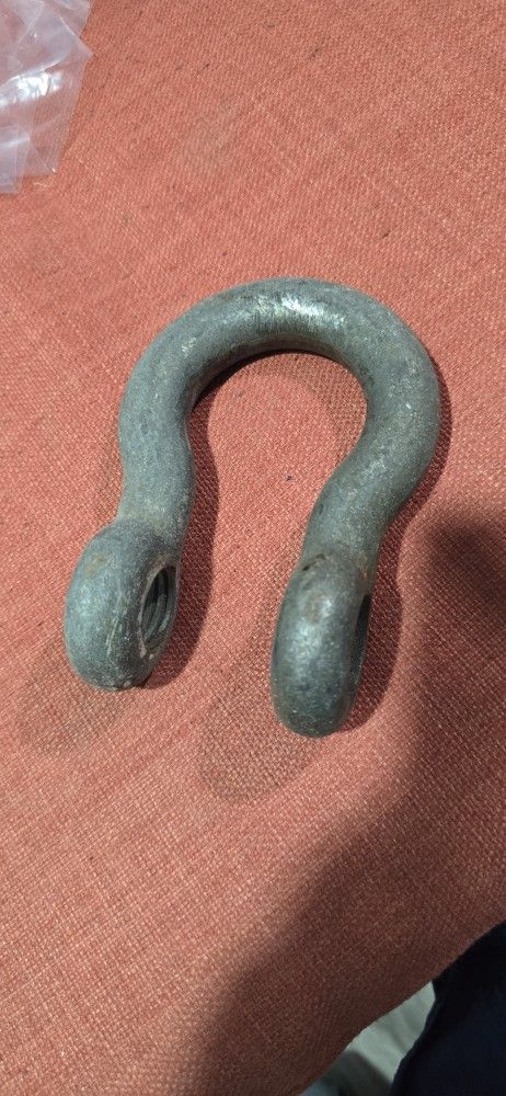 CROSBY Shackle
Pick up in San Jose 95121 area