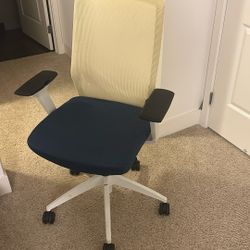 9 To 5 Heavy Duty Office Chair