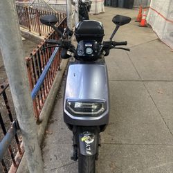 Fly 10 60v.  Title Keys Charger 