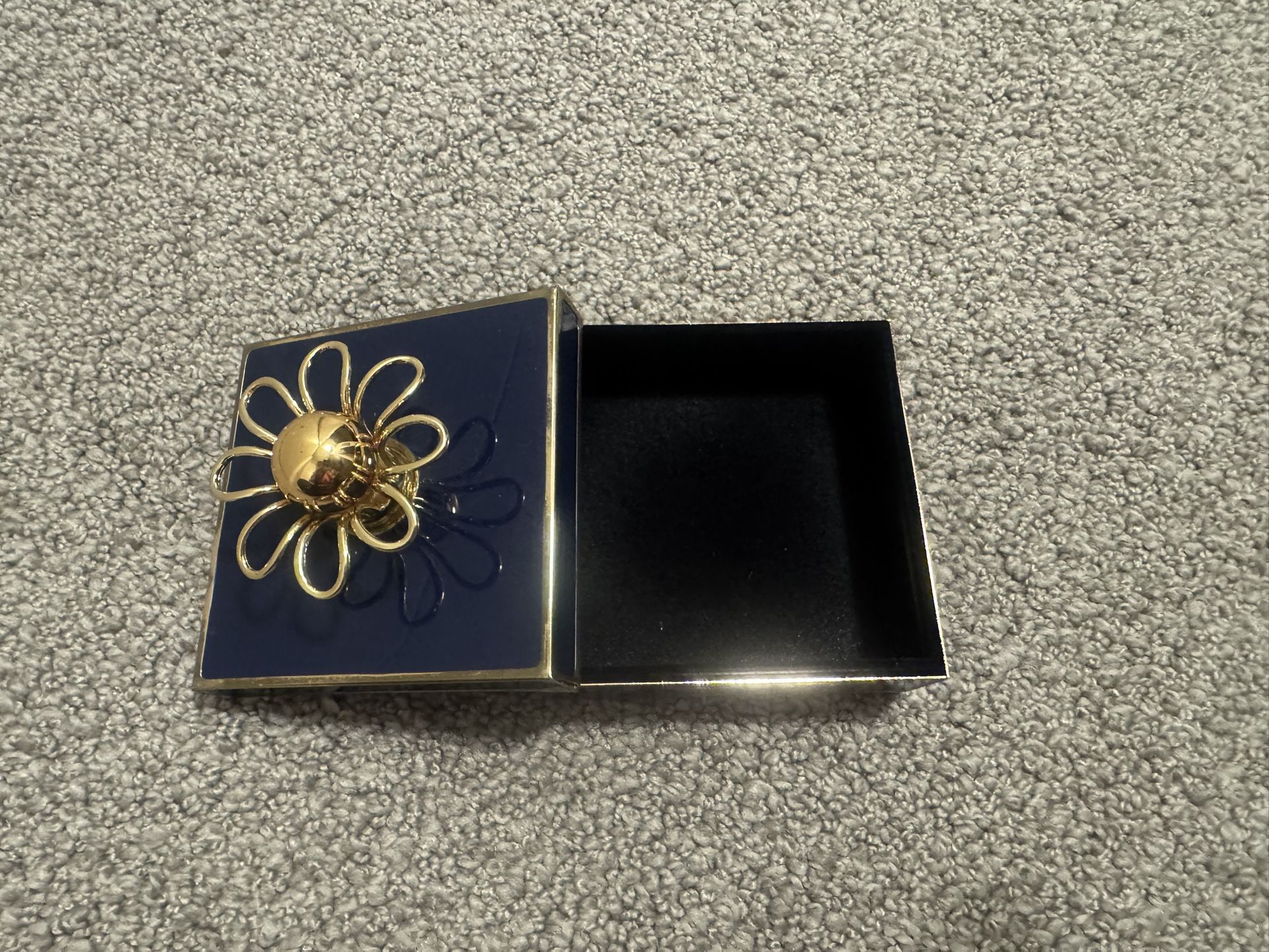Kate Spade jewelry box