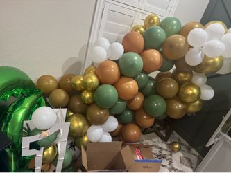 Free balloons
