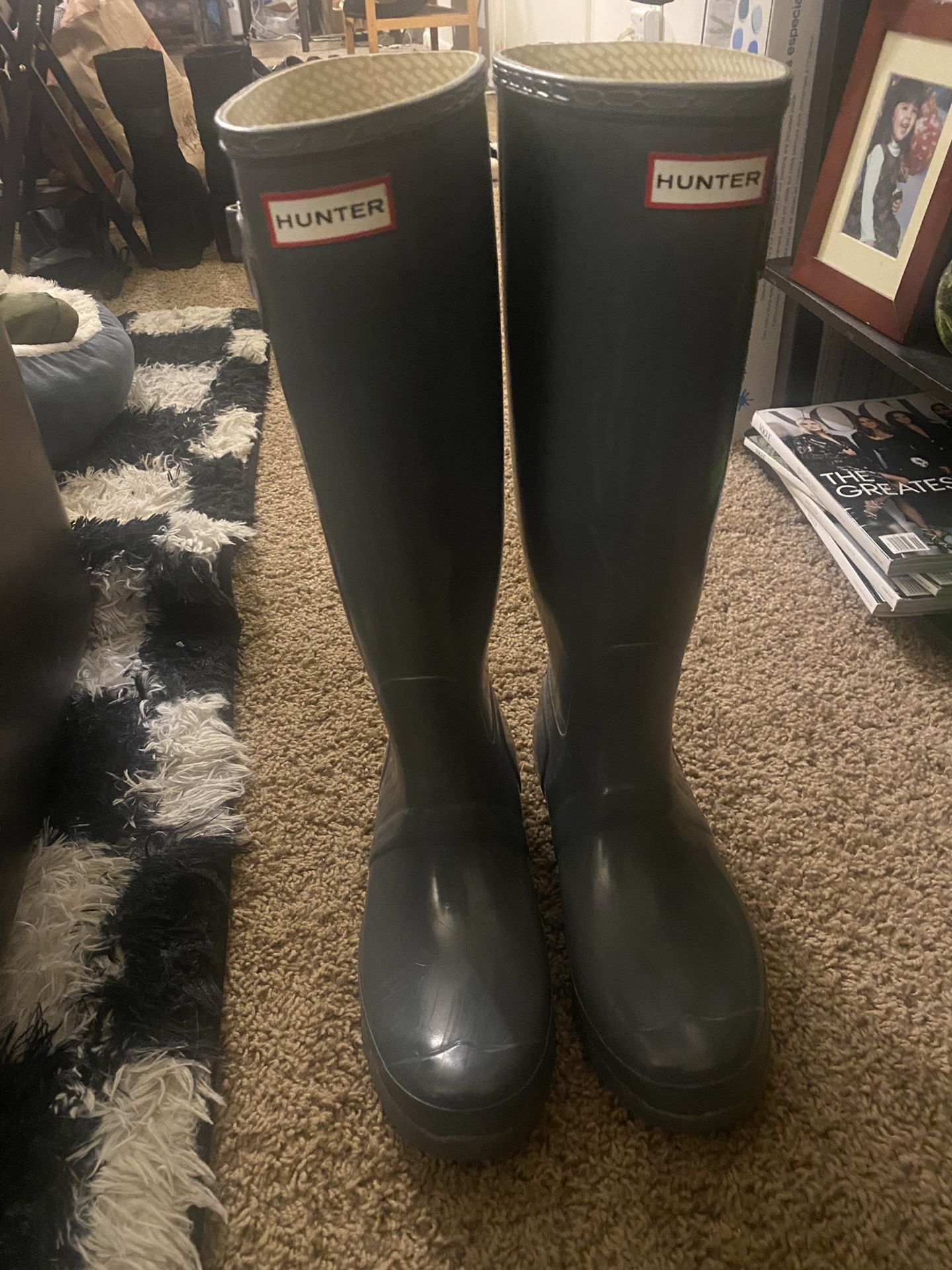 Women’s Hunter rain Boots Size 9M