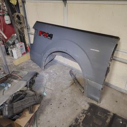 2019 Ford F150 bed side right 