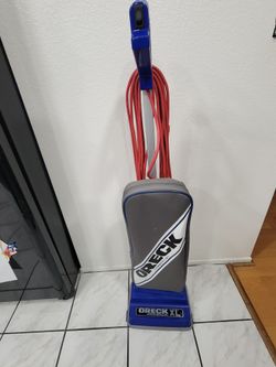 Oreck XL XL2100RHS Commercial Upright Bagged Multi-Floor Vacuum Cleaner