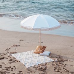 Land & Sand Beach Umbrella – Elegant Fringe Design
