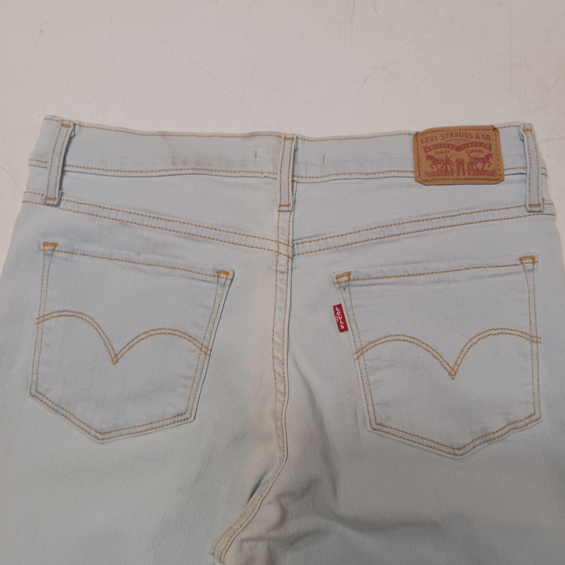 Levis 311 shaping skinny sz28 womens jeans