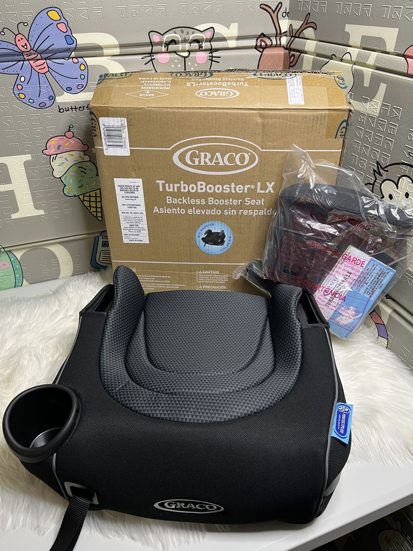 Graco booster seat with latch
