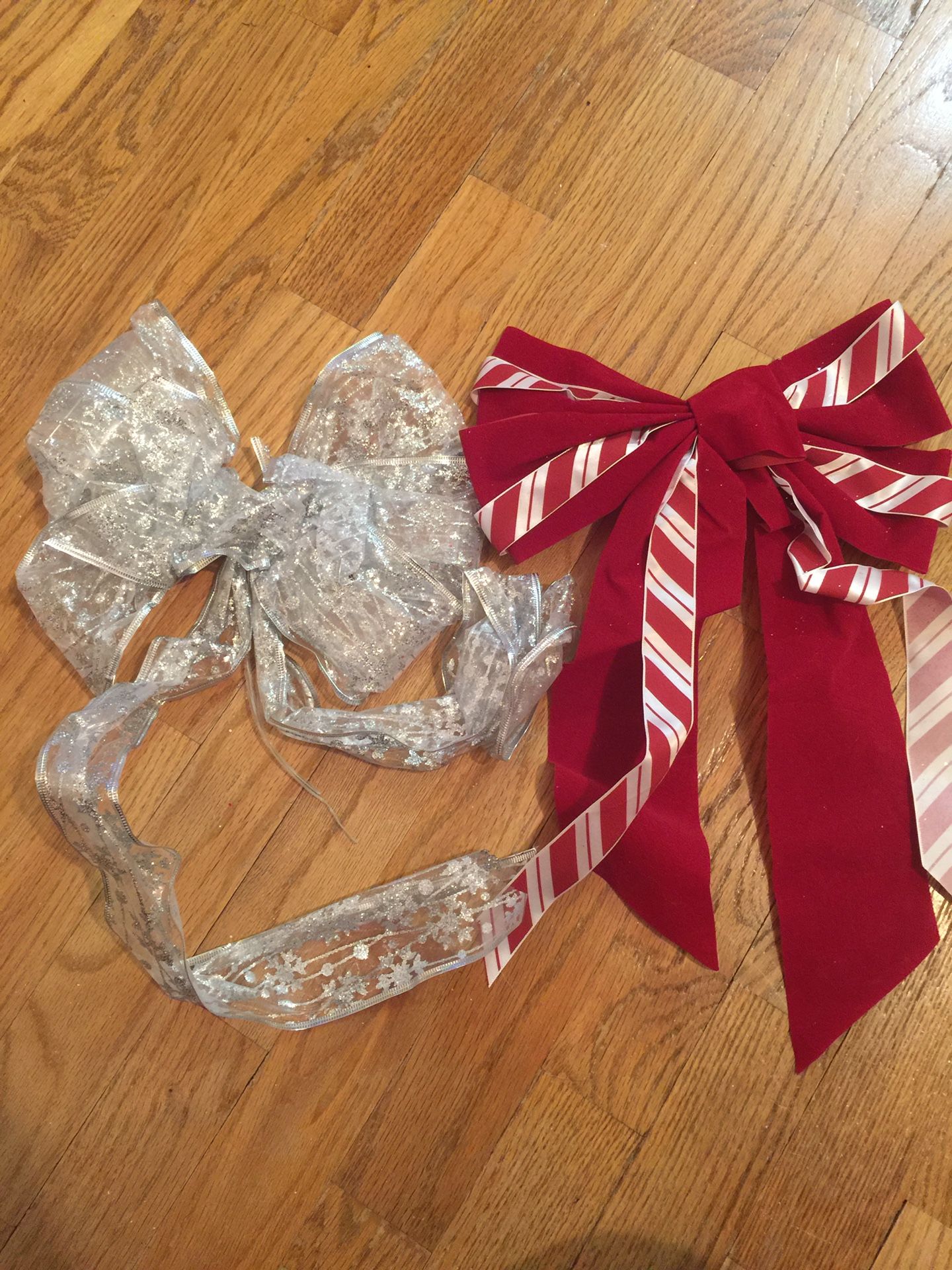 Jumbo Christmas Bows