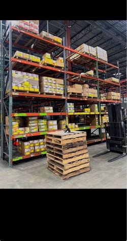 Used pallet racks ‼️🔥