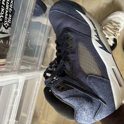 Jordan 5 Georgetowns 