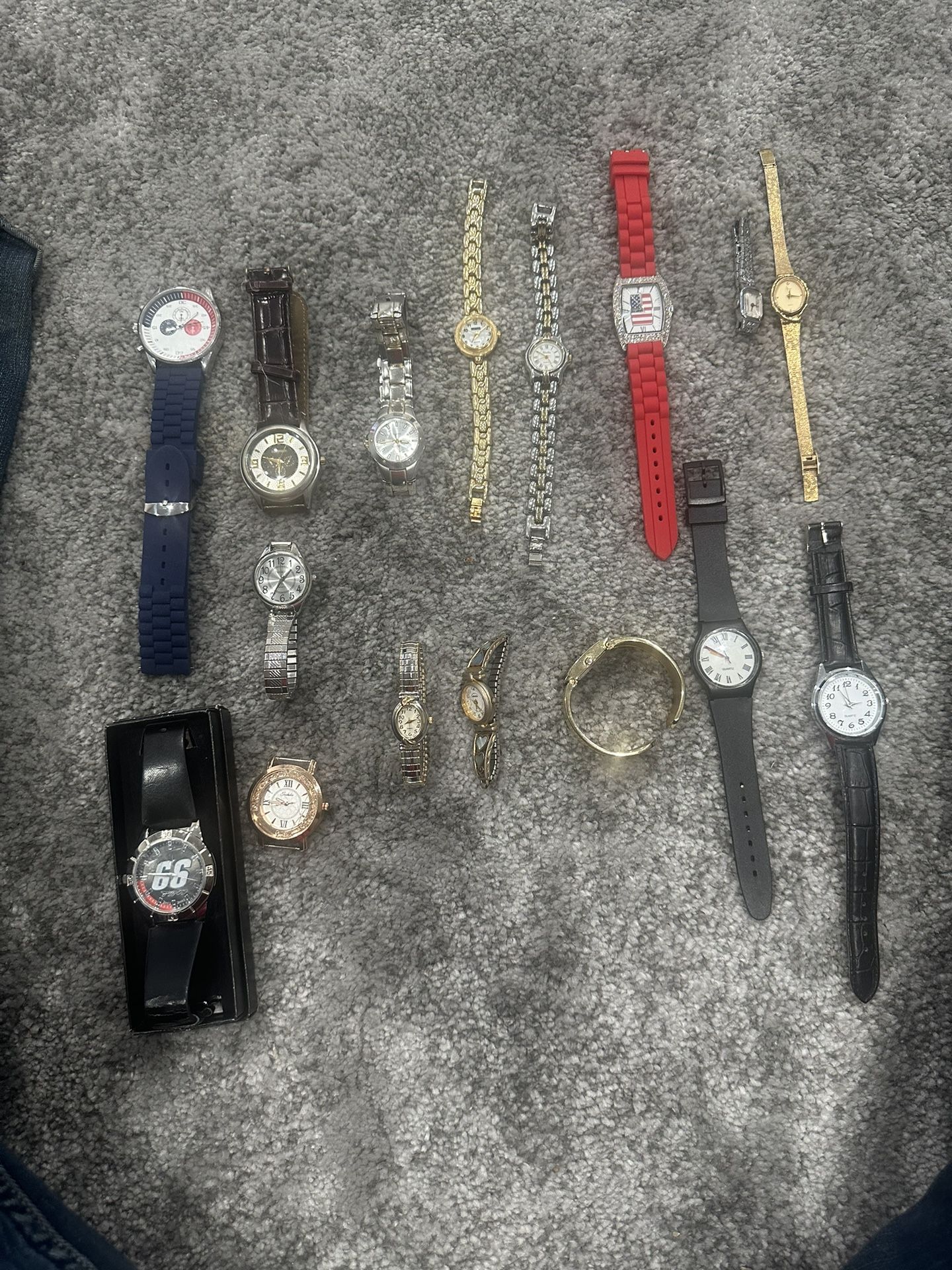 Vintage watch lot of 15 Timex Pulsar studioNascaretc all untested mostly used by my family members