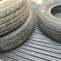 Tráiler Tires 