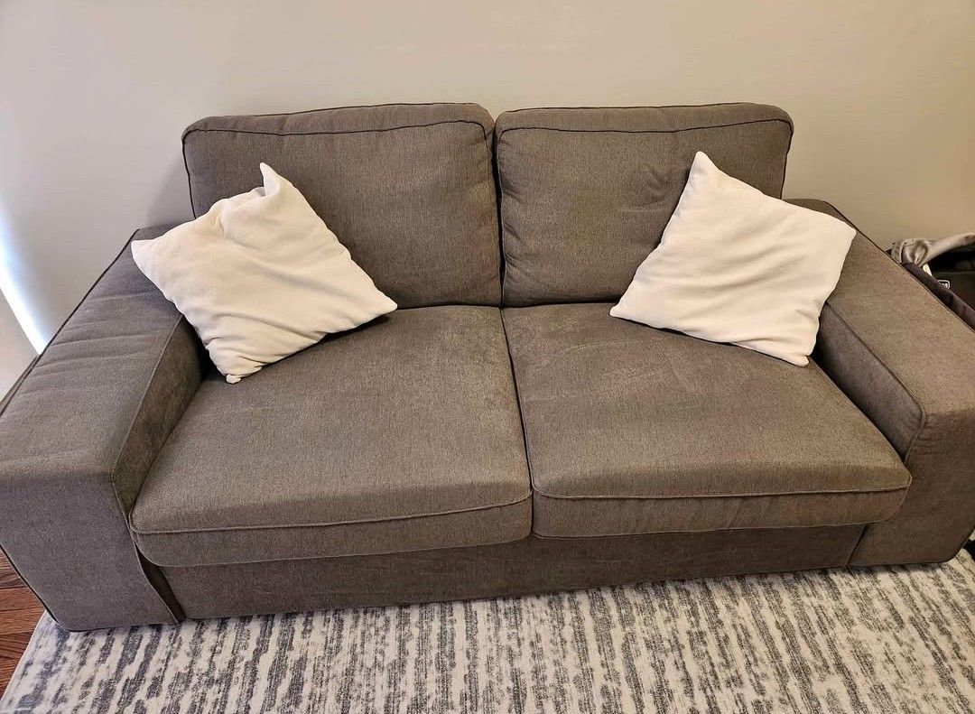 Loveseat - Free delivery 