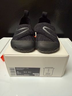 Nike Swoosh 1 Flyknit Baby TD Toddler Size 5C Black Anthracite FB3244-003 Infant