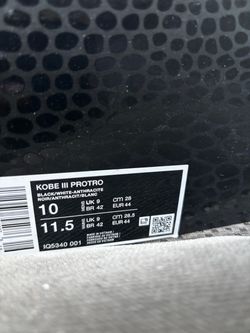 kobe III Protro black/white/anthracite