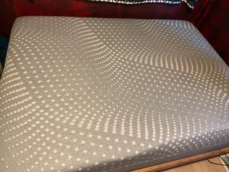 Full Size Sealy Posturepedic Mattress