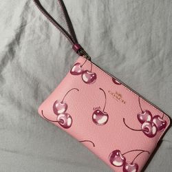  Coach Cherry Wristlet 