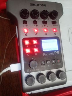 Zoom Podtrak P4