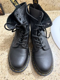 DR. MARTENS Womens Boots - Size 7