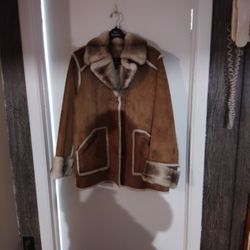 Dennis BY Dennis basso Beautiful Suede Faux Fur Coat Medium