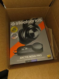 Arctis Nova Pro WIRED Gaming Headset for PC/Playstation