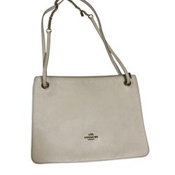 Coach White Leather Shoulder Bag with Chain Strap