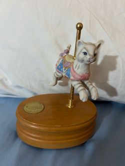 Vintage Music Box Tabby Carousel